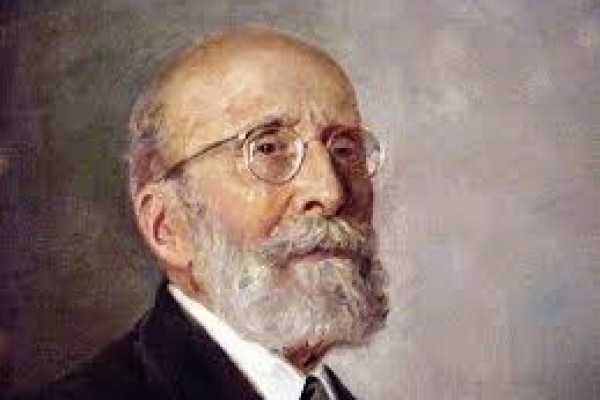 Menéndez Pidal.Vivió casi 100 años. Estudios Históricos