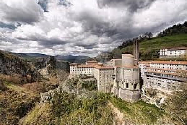 Nuestros valles. Santuario de Aránzazu.