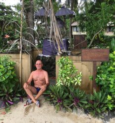 Balí está lleno de lugares para meditar Zen, había que aprovechar la ocasión. Bali est plein d’endroits pour faire de la méditation, il fallait en profiter quoi!