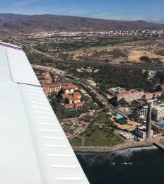 Magnífica vista del faro de Maspalomas / Magnifique vue du phare de Maspalomas.